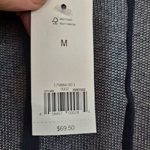 Banana Republic Mens pullover top NWT - Picture 4 of 12